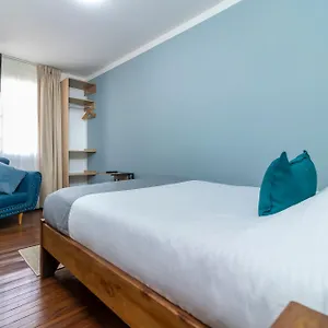 Bed and breakfast Corazon Del Molino Corferias Bogota- Embajada Americana, Bogotá